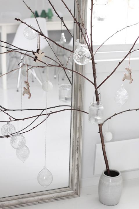 Stick in Jar Christmas Tree
