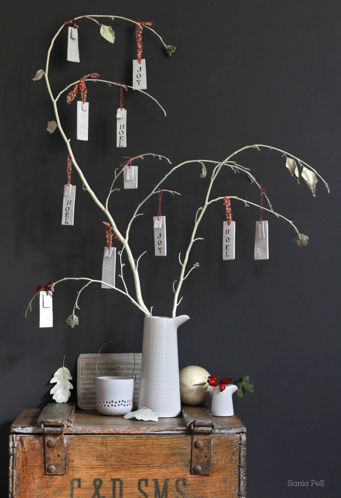 23 cool christmas tree alternatives digsdigs 23 cool christmas tree alternatives digsdigs