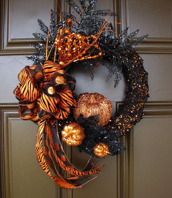 40 cool halloween wreaths for any space digsdigs 40 cool halloween wreaths for any space digsdigs