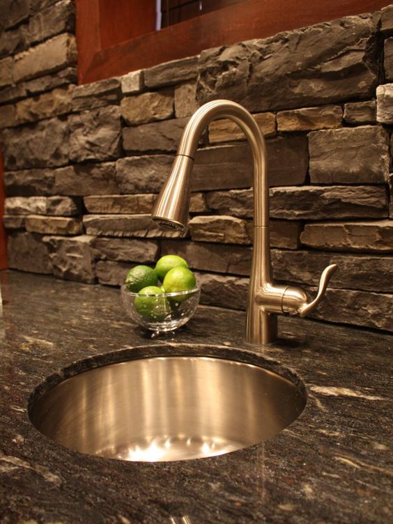 29 Cool Stone And Rock Kitchen Backsplashes That Wow DigsDigs
