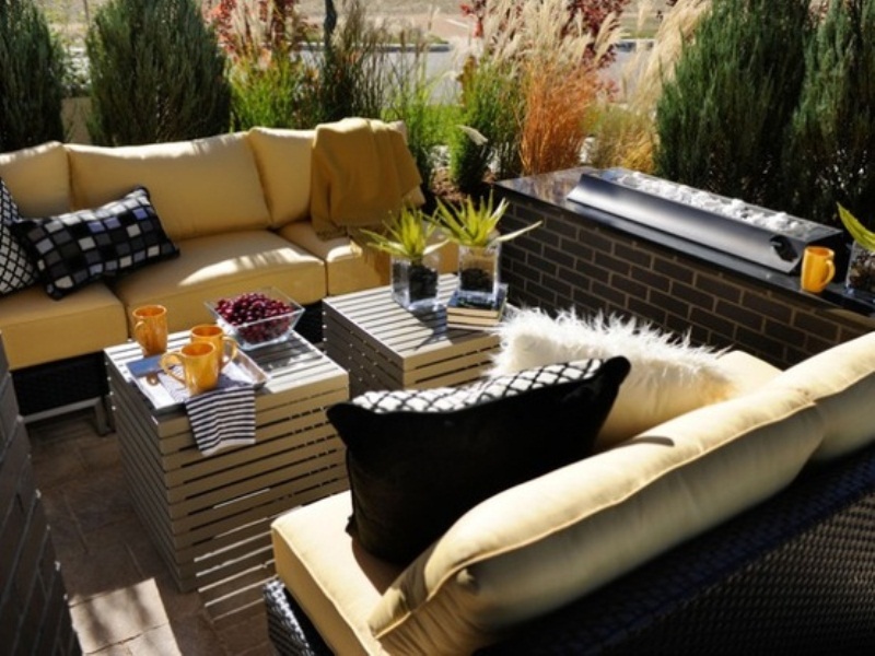 Small Outdoor Spaces Design Ideas