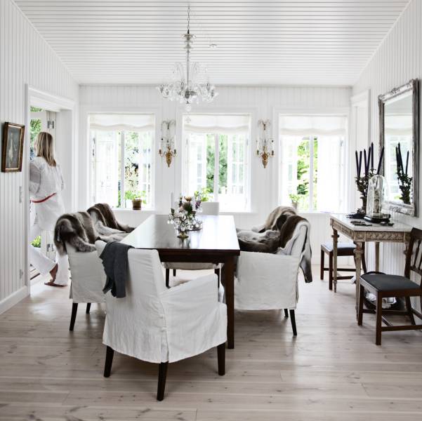 Scandinavian Country Style Interior Design | DigsDigs