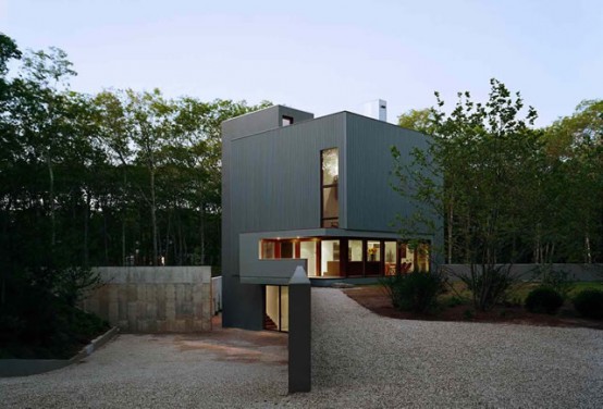  Cube House That Roots Itself To The Landscape and Has Amazing Swimming Pool