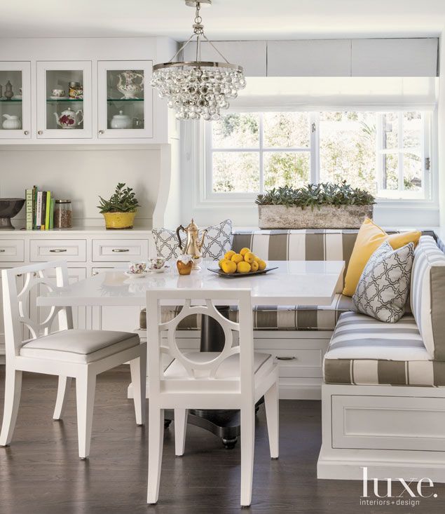 40 Cute And Cozy Breakfast Nook Décor Ideas | DigsDigs