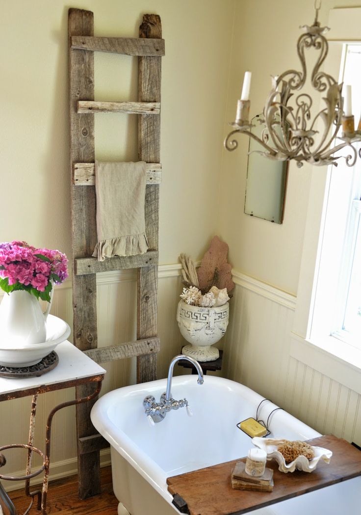 28 Lovely And Inspiring Shabby Chic Bathroom D\u00e9cor Ideas  DigsDigs