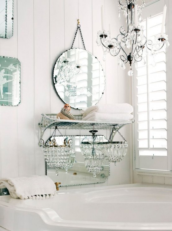 28 Lovely And Inspiring Shabby Chic Bathroom Décor Ideas - DigsDigs