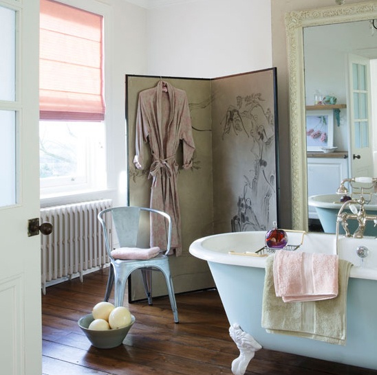 70 delicate feminine bathroom design ideas digsdigs 70 delicate feminine bathroom design ideas digsdigs