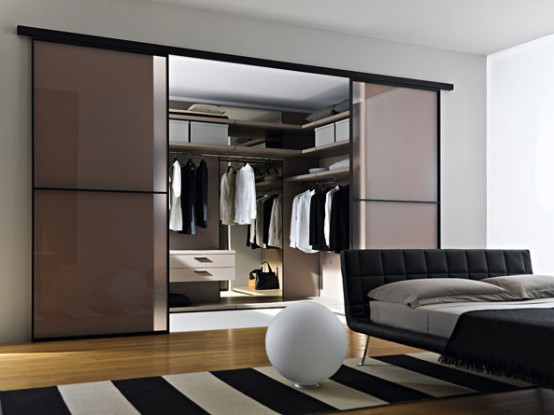 Doc Mobili Walk In Closet With Glass Doors
