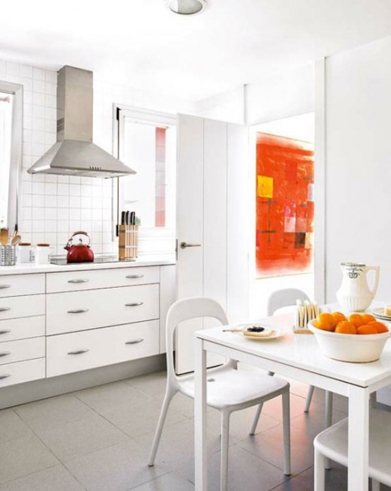 Dramatic Colorful Apartment With Vintage Pieces