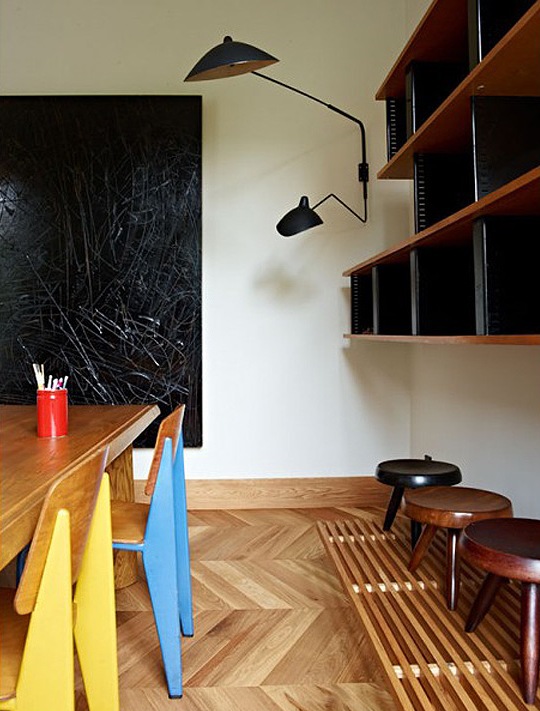 Dramatic Mid Century Modern Apartment In Barcelona