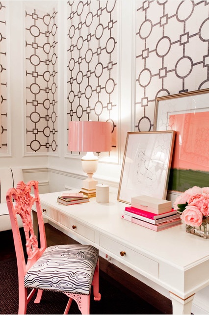 Elegant And Exquiste Feminine Hom Offices