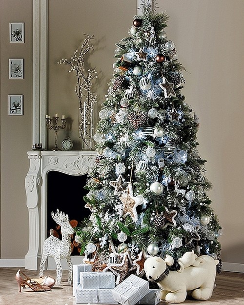 This entry is part of 49 in the series Beautiful Christmas Decor Ideas