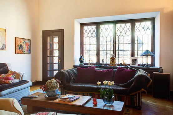 Extremly Large Townhouse