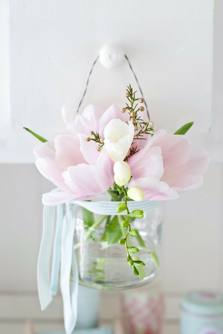 47 Flower Arrangements For Spring Home Décor - Interior Decorating and