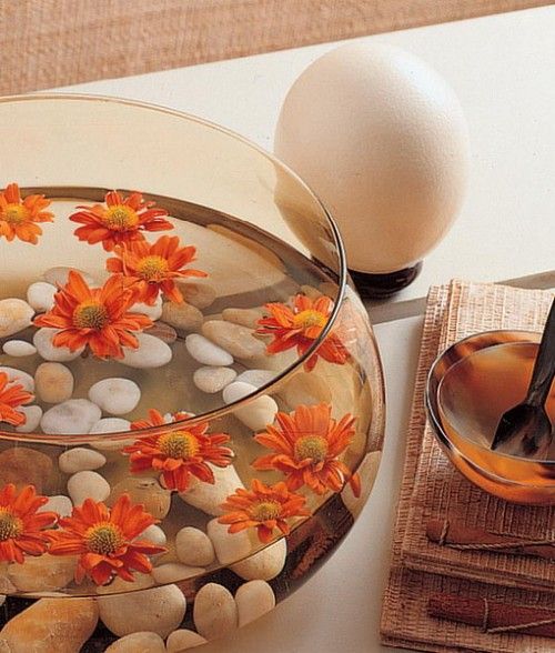 Summer Home Décor 26 Floating Flowers Arrangements DigsDigs