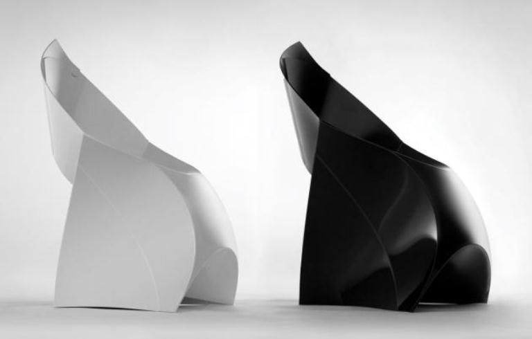 Futuristic Folding Office Chair | DigsDigs