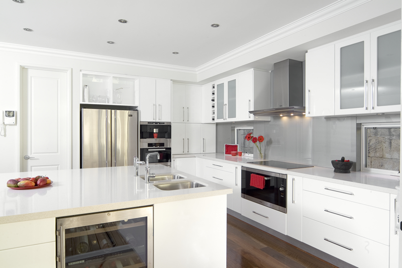 Glossy White Kitchen Design Trend - DigsDigs