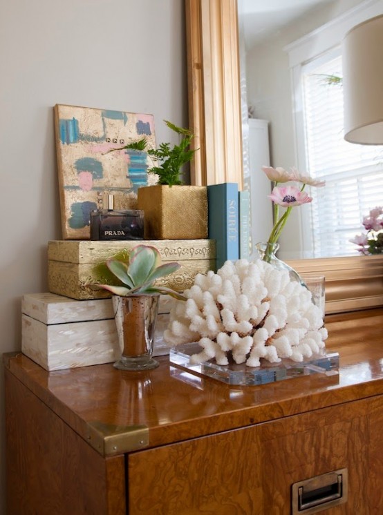 Gorgeous Eclectic Feminine Home With Gold Accents Gorgeous Eclectic Feminine Home With Gold Accents