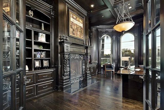 21 Gorgeous Gothic Home Office And Library Décor Ideas | DigsDigs