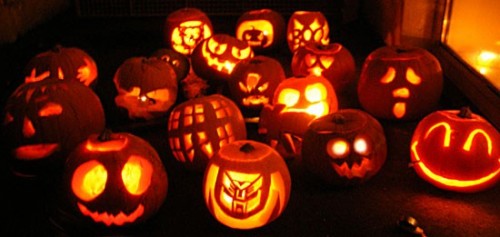 halloween-pumpkin-carving-2.jpg