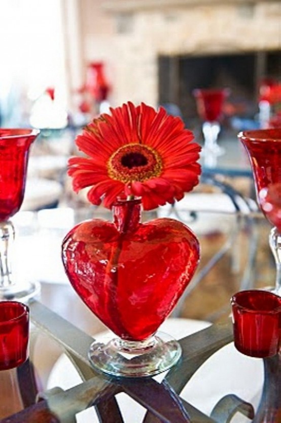 Hot Red Valentine Decor Ideas