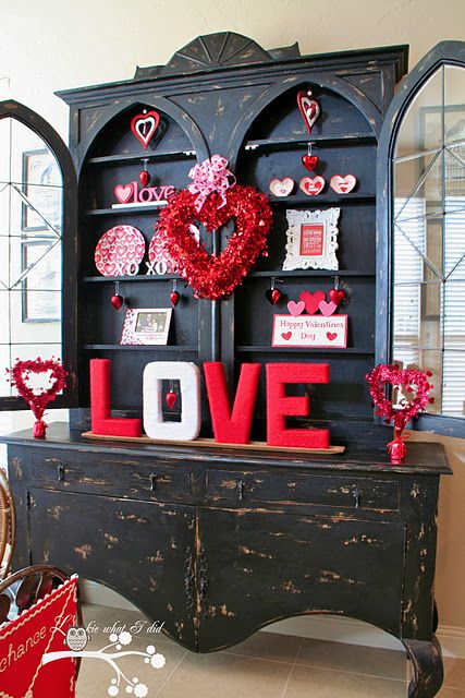 Hot Red Valentine Decor Ideas