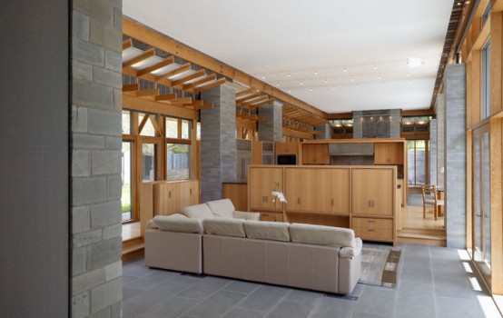 House With 4 Courtyards