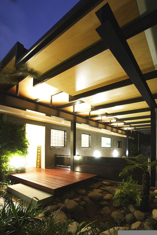 House With Beautiful Entrance House With Beautiful Entrance