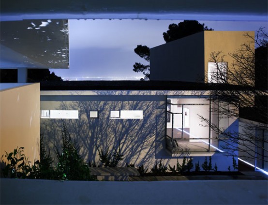 House With City And Harbour Views