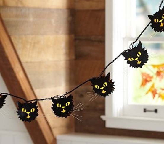 70 Ideas For Elegant Black And White Halloween Decor - DigsDigs