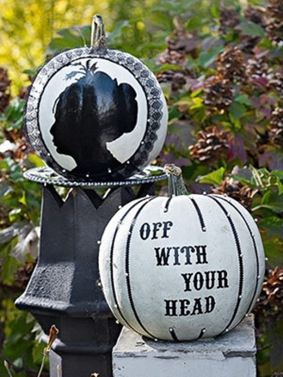 70 Ideas For Elegant Black And White Halloween Decor DigsDigs