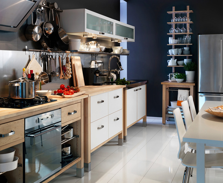 Black and White Kitchen Designs From Mobalpa