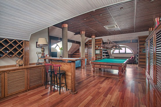 Impressive House In A Mix Of Styles And Colors Impressive House In A Mix Of Styles And Colors