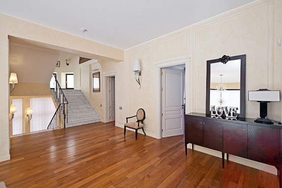 Impressive House In A Mix Of Styles And Colors Impressive House In A Mix Of Styles And Colors