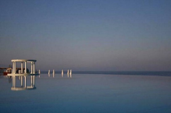 Infinity Pool