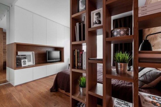 Laconic Yet Cozy Apartment In White And Natural Wood Laconic Yet Cozy Apartment In White And Natural Wood