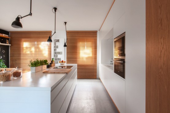 Laconic Yet Cozy Apartment In White And Natural Wood Laconic Yet Cozy Apartment In White And Natural Wood