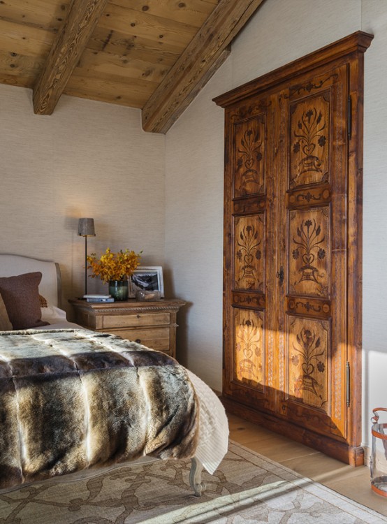 Luxurious Swiss Chalet With Lotsof Wood And Stone Luxurious Swiss Chalet With Lotsof Wood And Stone