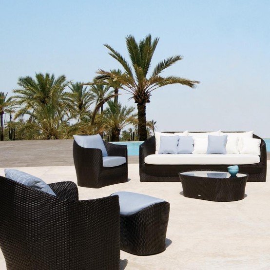Luxury Outdoor Furniture - DigsDigs