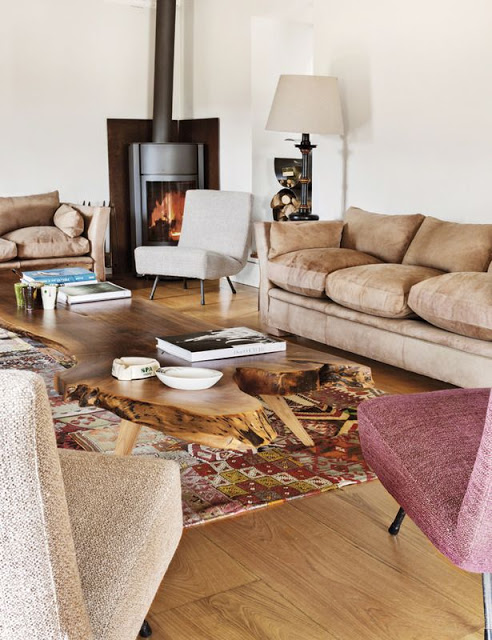 Luxury Spanish Mansion With A Lot Of Antique Furniture
