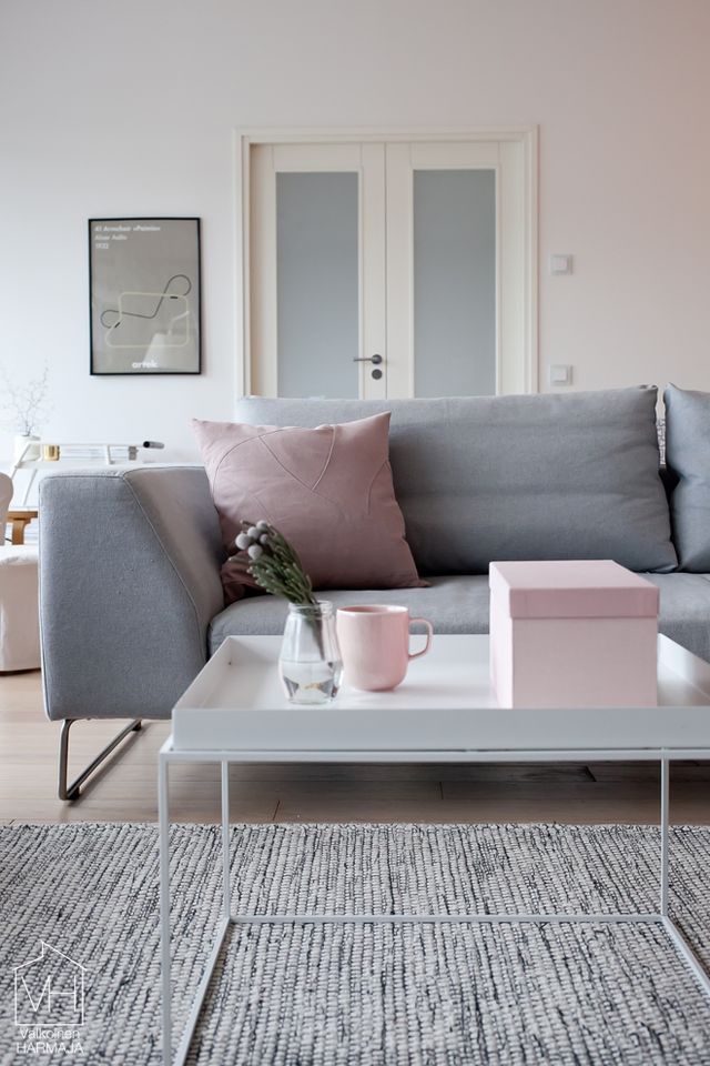 Metallic Grey And Bold Pink Home Decor Ideas - DigsDigs