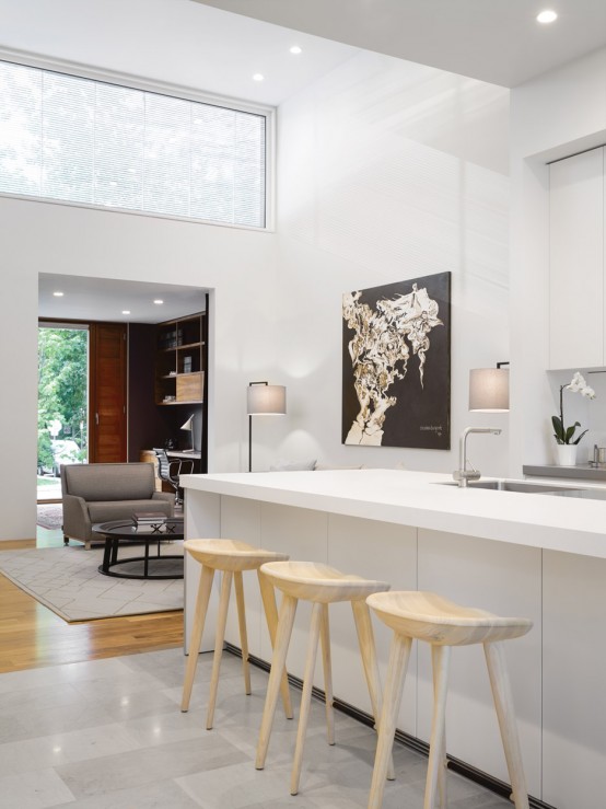 Mid Century Modern Home With Open Plan Spaces