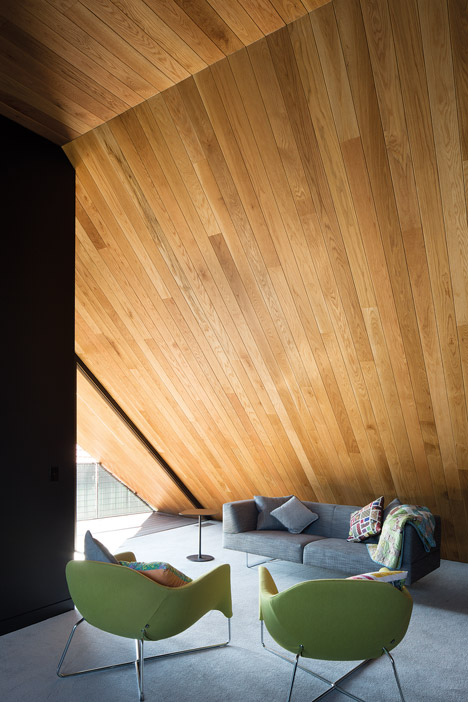 Mid Century Modern Residence With A Perforated Brick Wall Mid Century Modern Residence With A Perforated Brick Wall