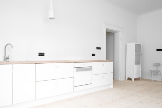 Minimal Modern Home With Clean And Uncluttered Spaces