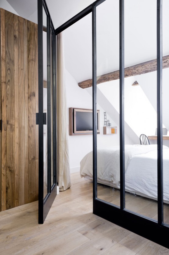 Minimalist 18th Century Apartment With A Scandinavian Feel Minimalist 18th Century Apartment With A Scandinavian Feel