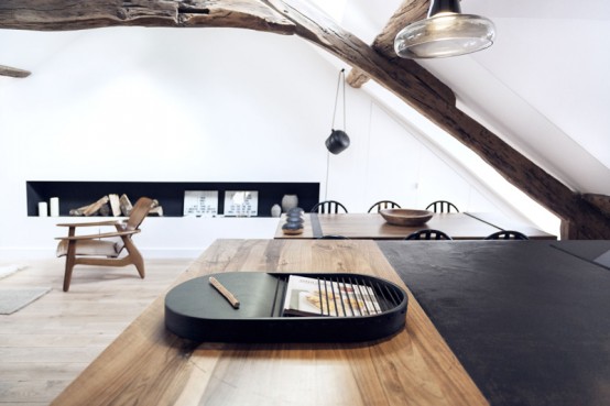 Minimalist 18th Century Apartment With A Scandinavian Feel Minimalist 18th Century Apartment With A Scandinavian Feel