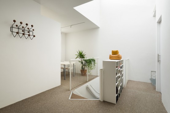 Minimalist Amsterdam Apartment With Lots Of Open Space