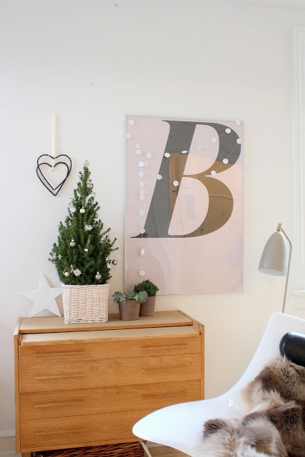 Minimalist christmas decor ideas 18