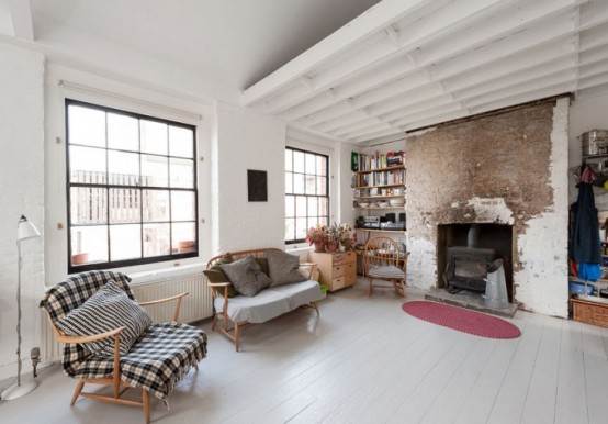 Modern And Fresh House Of An Old Workshop