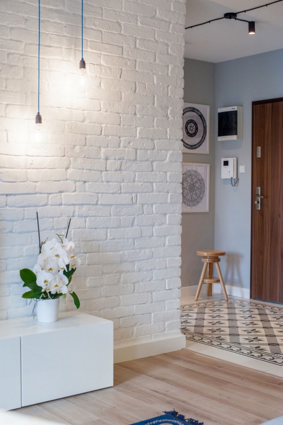 Modern Apartment With Industrial Touches And Mandalas Modern Apartment With Industrial Touches And Mandalas